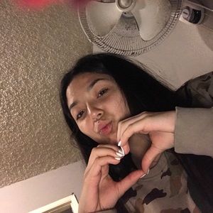 Meet your Posher, Bree